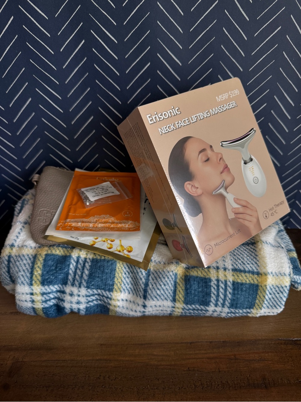 Steve Madden massager bundle